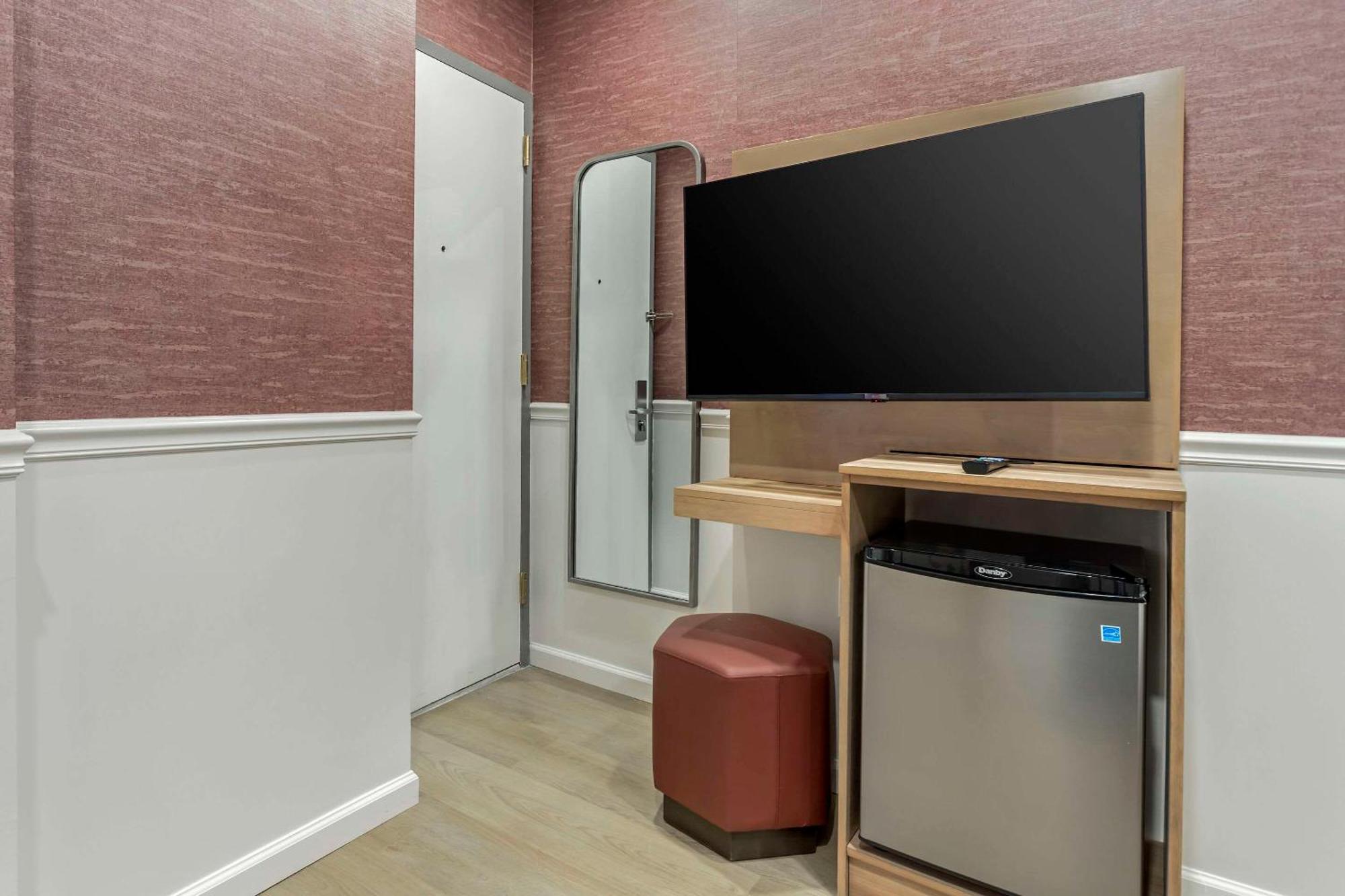 The Mayfair Hotel Times Square, Ascend Hotel Collection New York Exterior foto